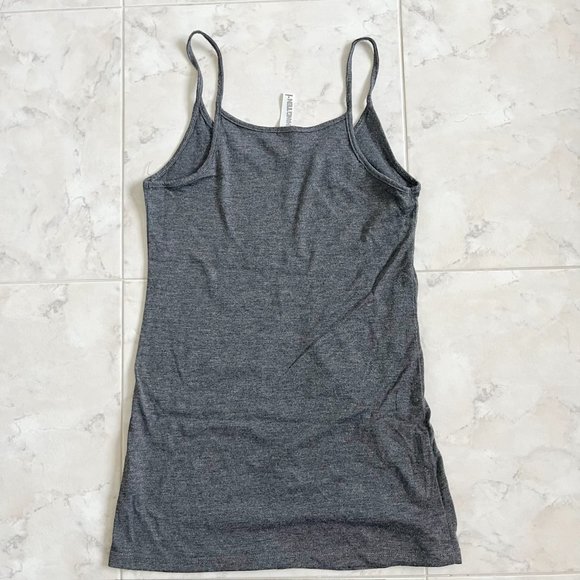 NEW Set of 4 Tank Tops/Camisoles Black/Gray/Red Women No Boundaries Hang Ten XS - Picture 3 of 10